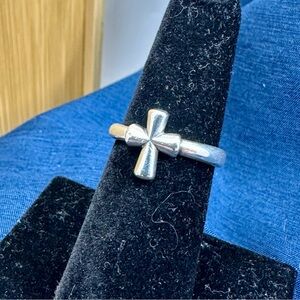 JAMES AVERY Sterling Silver St. Teresa Mini 3-D Cross Ring; Size 6.75; RETIRED